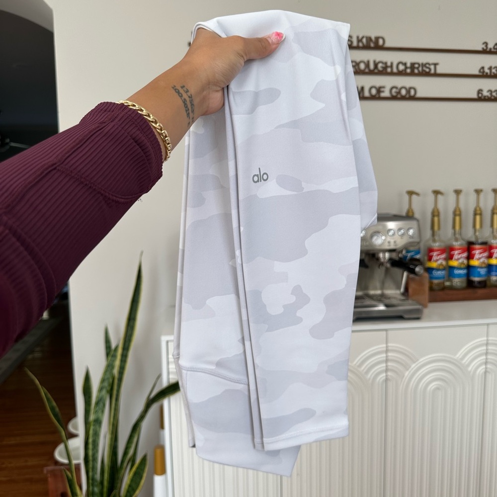 Alo Yoga Vapor Leggings